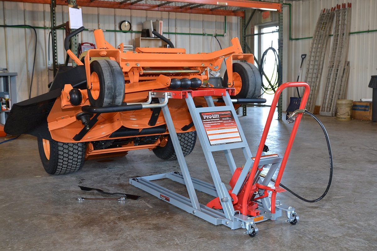 Best Lawn Mower Lift