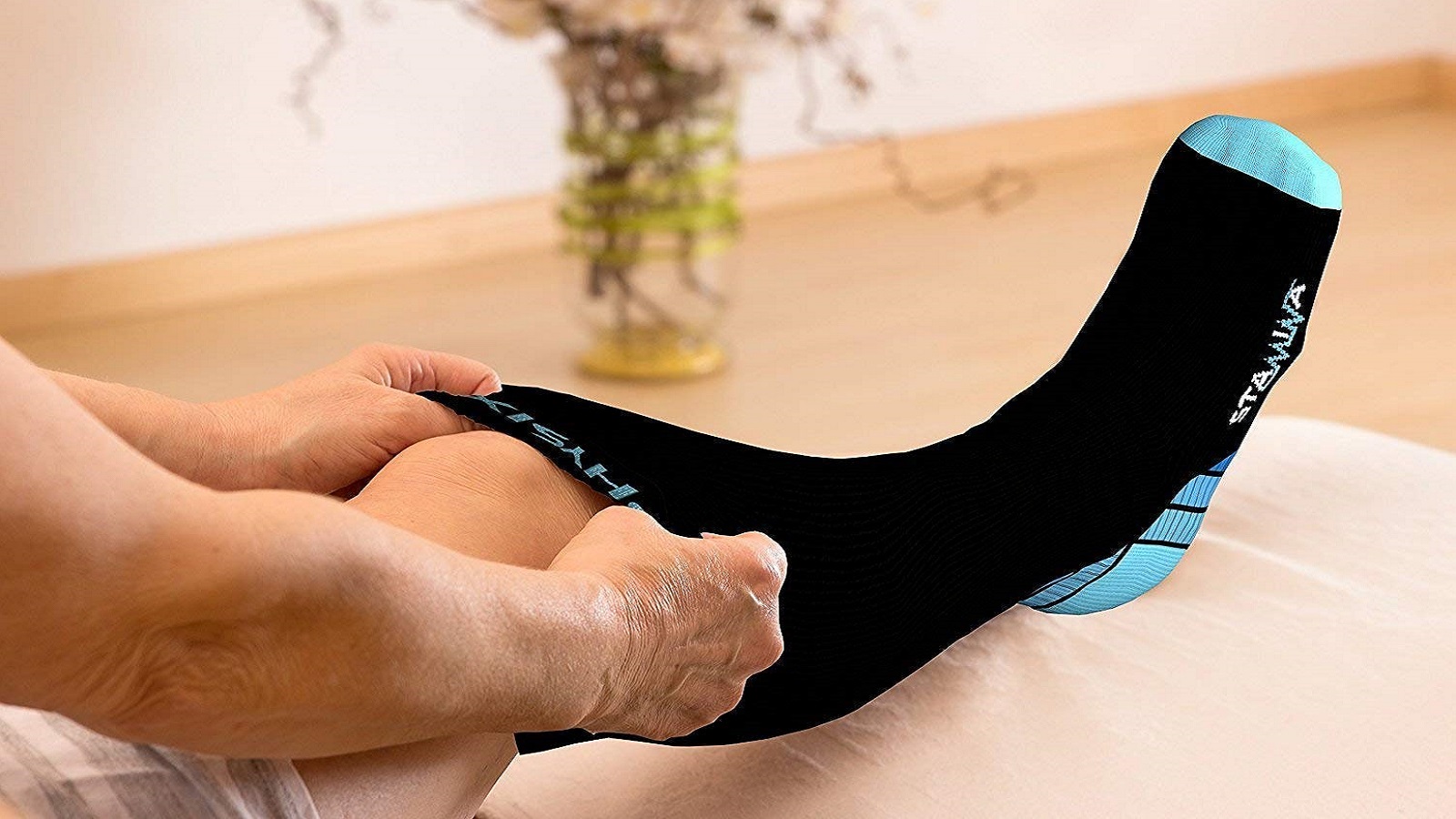 Best Compression Socks for Running [2021] Top Running Compression Socks