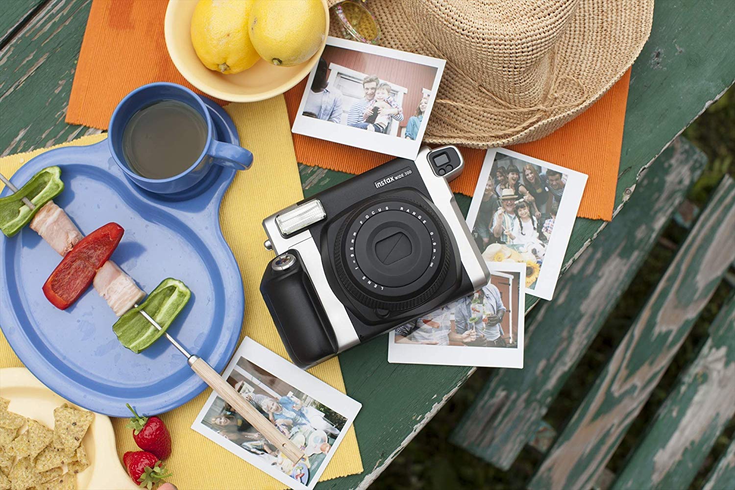 Best Polaroid Camera for Wedding-2 Best Polaroid Camera for Wedding
