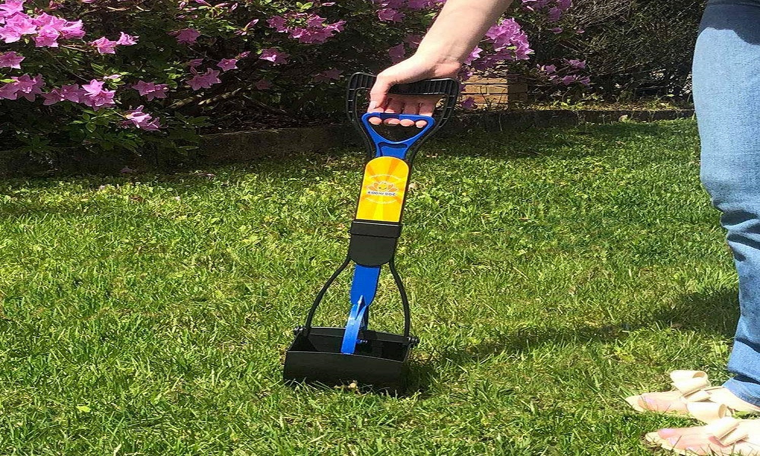 Best Pooper Scooper [2021] Top Heavy Duty Pooper Scoopers [Reviews]