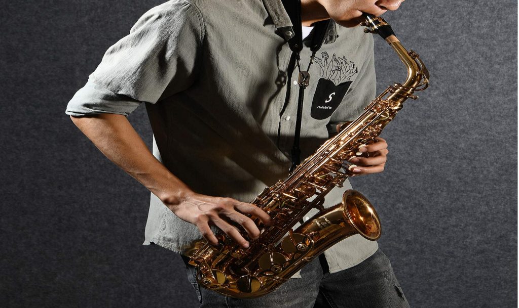 Best Beginner Saxophone [2021] Top Starter Saxophones [Reviews]