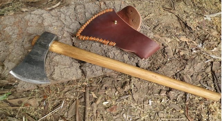 Best Throwing Tomahawk (Hatchet Axe)