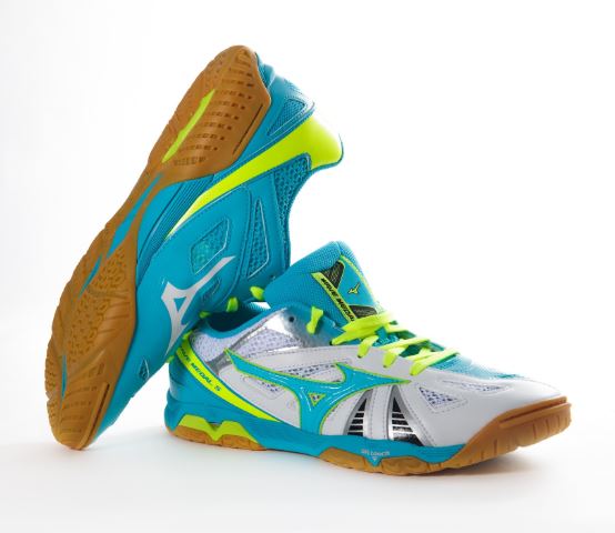Mizuno Wave Medal 5